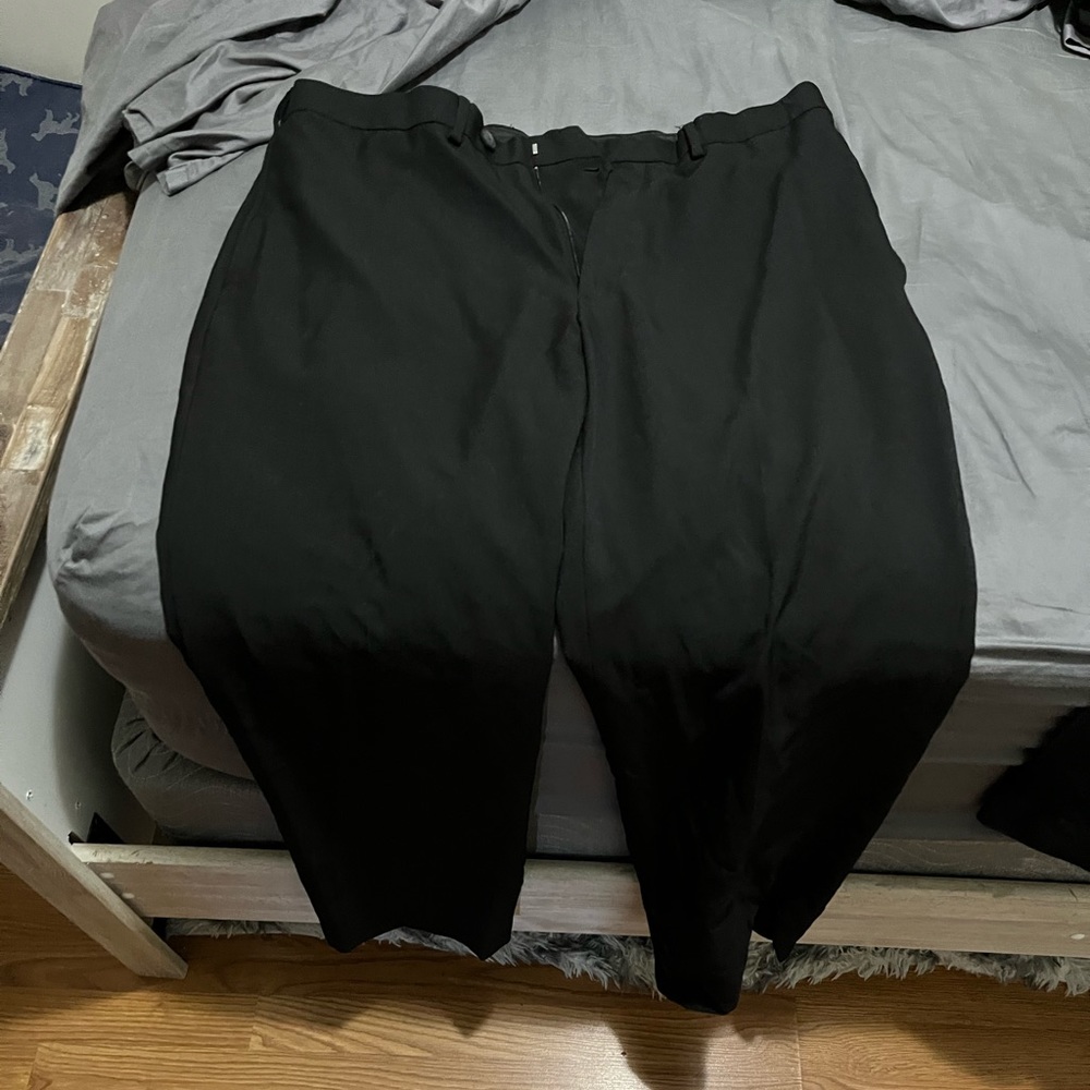 Men’s black dress pants